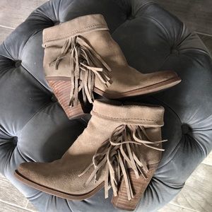 Jessica Simpson Callaghan Fringe Booties Size 9